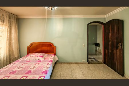 Casa à venda com 272m², 5 quartos e 2 vagasSala