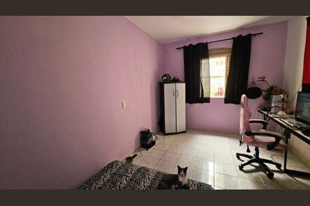 Casa à venda com 300m², 2 quartos e 2 vagas