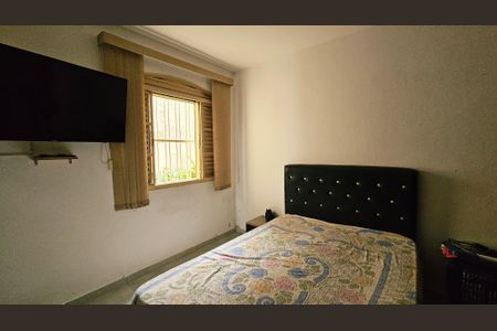 Casa à venda com 300m², 2 quartos e 2 vagas