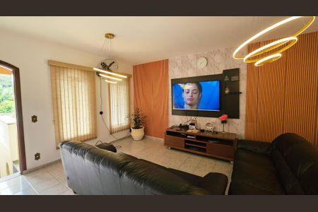 Casa à venda com 300m², 2 quartos e 2 vagas