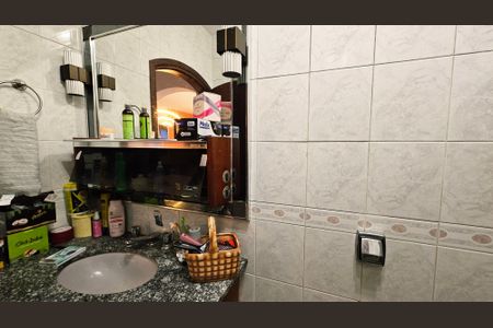 Casa à venda com 300m², 2 quartos e 2 vagas