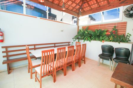 Apartamento para alugar com 60m², 2 quartos e 1 vaga Apartamento para alugar com 60m², 2 quartos e 1 vagaChurrasqueira