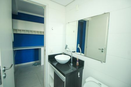 Apartamento para alugar com 60m², 2 quartos e 1 vaga Apartamento para alugar com 60m², 2 quartos e 1 vagaBanheiro Social