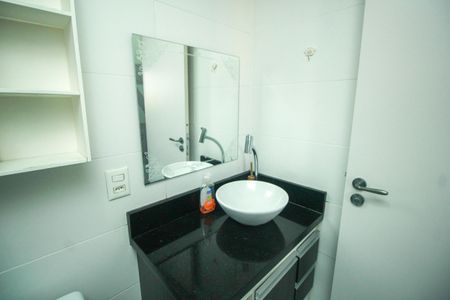 Apartamento para alugar com 60m², 2 quartos e 1 vaga Apartamento para alugar com 60m², 2 quartos e 1 vagaBanheiro da Suíte