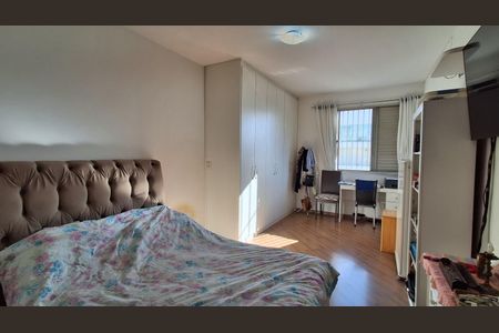 Apartamento à venda com 136m², 3 quartos e 1 vaga Apartamento à venda com 136m², 3 quartos e 1 vagaSuíte