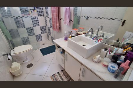 Apartamento à venda com 136m², 3 quartos e 1 vaga Apartamento à venda com 136m², 3 quartos e 1 vagaBanheiro Suíte