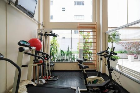 Apartamento à venda com 136m², 3 quartos e 1 vaga Apartamento à venda com 136m², 3 quartos e 1 vagaÁrea Comum