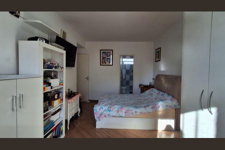 Apartamento à venda com 136m², 3 quartos e 1 vaga Apartamento à venda com 136m², 3 quartos e 1 vagaSuíte