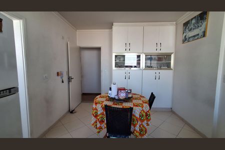 Apartamento à venda com 136m², 3 quartos e 1 vaga Apartamento à venda com 136m², 3 quartos e 1 vagaCozinha