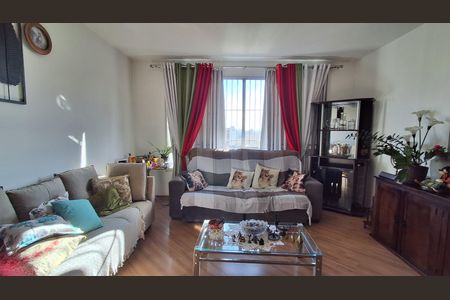 Apartamento à venda com 136m², 3 quartos e 1 vaga Apartamento à venda com 136m², 3 quartos e 1 vagaSala