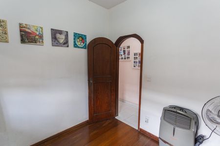 Casa à venda com 300m², 3 quartos e 2 vagasQuarto 3