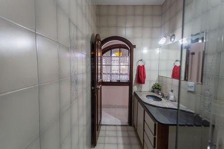 Casa à venda com 300m², 3 quartos e 2 vagasBanheiro Social