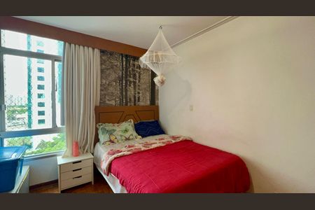 Apartamento à venda com 93m², 2 quartos e 1 vagaQuarto 2
