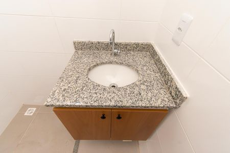 Apartamento para alugar com 41m², 2 quartos e sem vagaBanheiro