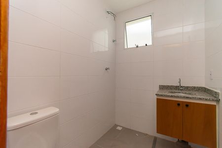 Apartamento para alugar com 41m², 2 quartos e sem vagaBanheiro