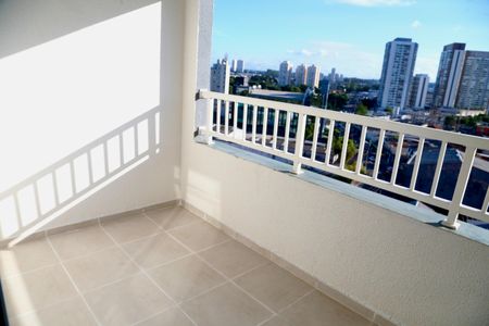 Apartamento à venda com 86m², 1 quarto e sem vaga Apartamento à venda com 86m², 1 quarto e sem vagaVaranda