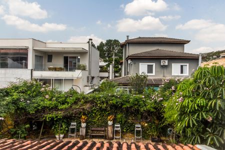 Vista da Sala de casa de condomínio para alugar com 2 quartos, 330m² em Alphaville, Santana de Parnaíba