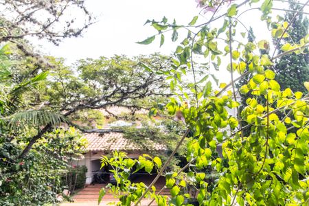 Casa de condomínio para alugar com 330m², 4 quartos e 5 vagasVista do Quarto