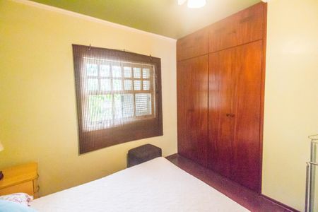 Casa de condomínio para alugar com 330m², 4 quartos e 5 vagasSuíte 2