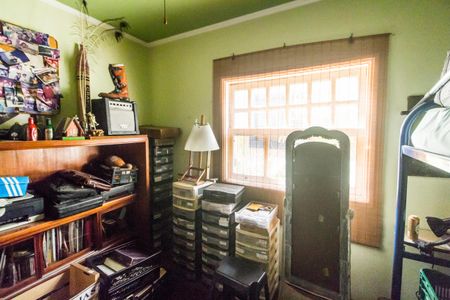 Casa de condomínio para alugar com 330m², 4 quartos e 5 vagasQuarto