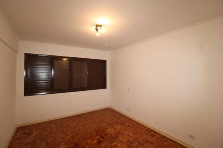 Apartamento para alugar com 105m², 3 quartos e 1 vagaQuarto 2