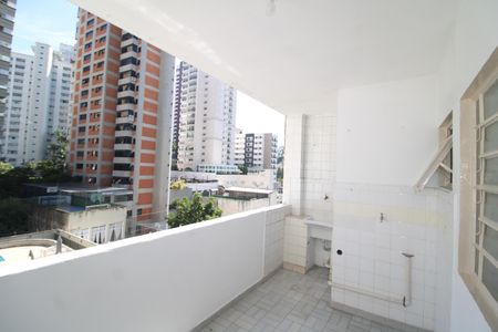 Apartamento para alugar com 105m², 3 quartos e 1 vagaÁrea de Serviço