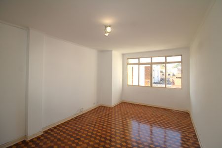 Apartamento para alugar com 105m², 3 quartos e 1 vagaSala
