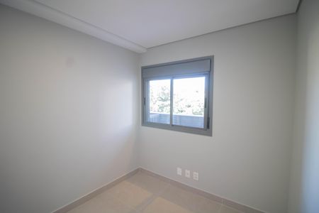 Apartamento à venda com 83m², 3 quartos e 2 vagasQUARTO 2