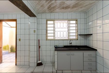 Casa à venda com 90m², 1 quarto e 2 vagasCozinha