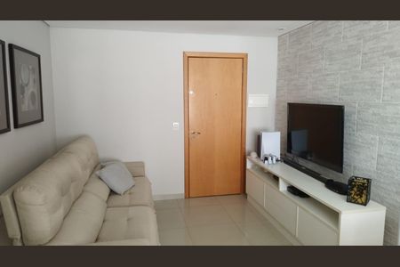 Sala de apartamento à venda com 2 quartos, 57m² em Vila Dom Pedro I, São Paulo