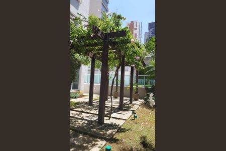 Apartamento à venda com 57m², 2 quartos e 1 vaga Apartamento à venda com 57m², 2 quartos e 1 vagaVaranda