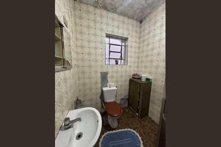 Casa para alugar com 150m², 4 quartos e 2 vagasBanheiro 2