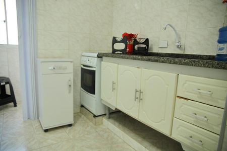 Apartamento para alugar com 55m², 2 quartos e 1 vagaCozinha 