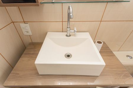 Apartamento para alugar com 62m², 2 quartos e sem vagaBanheiro