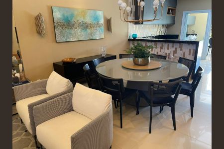 Casa de condomínio à venda com 205m², 3 quartos e 4 vagas Casa de condomínio à venda com 205m², 3 quartos e 4 vagasSala