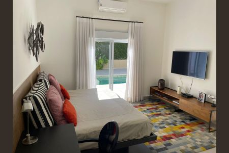 Casa de condomínio à venda com 205m², 3 quartos e 4 vagas Casa de condomínio à venda com 205m², 3 quartos e 4 vagasQuarto