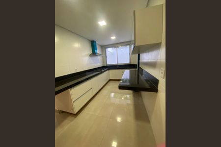 Apartamento à venda com 162m², 3 quartos e 3 vagasFoto 05