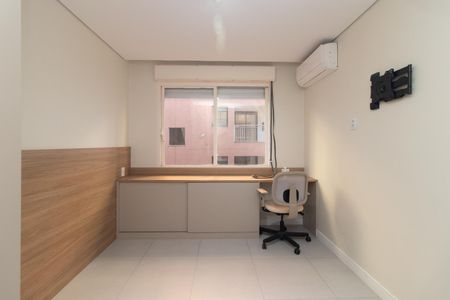 Quarto de apartamento à venda com 1 quarto, 43m² em Cristal, Porto Alegre