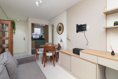 Sala de apartamento à venda com 1 quarto, 43m² em Cristal, Porto Alegre