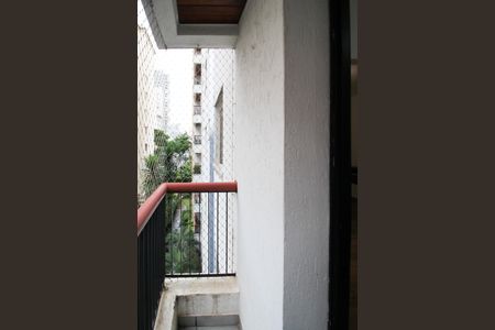 Varanda de apartamento para alugar com 1 quarto, 56m² em Vila Nova Conceição, São Paulo