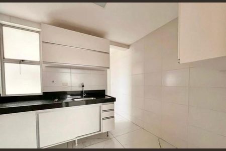 Foto 04 de apartamento à venda com 3 quartos, 86m² em Castelo, Belo Horizonte