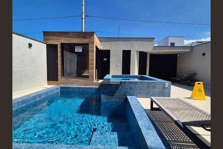 Casa de condomínio para alugar com 200m², 8 quartos e 8 vagas