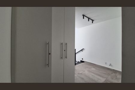 Casa de condomínio para alugar com 200m², 8 quartos e 8 vagas