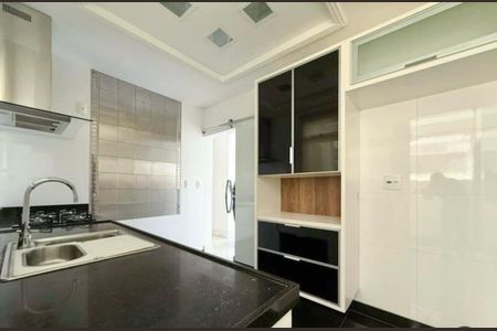 Foto 08 de apartamento à venda com 3 quartos, 105m² em Castelo, Belo Horizonte