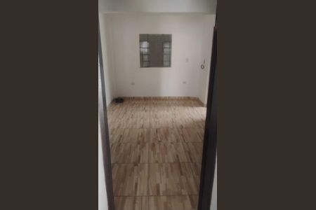 Quarto de casa para alugar com 3 quartos, 126m² em Jardim Maia, São Paulo