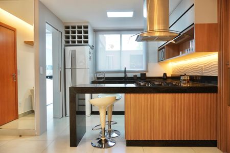 Apartamento para alugar com 250m², 3 quartos e 2 vagas Apartamento para alugar com 250m², 3 quartos e 2 vagasCozinha