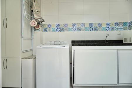 Apartamento para alugar com 250m², 3 quartos e 2 vagas Apartamento para alugar com 250m², 3 quartos e 2 vagasÁrea de Serviço