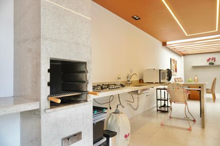 Apartamento para alugar com 250m², 3 quartos e 2 vagas Apartamento para alugar com 250m², 3 quartos e 2 vagasÁrea Gourmet