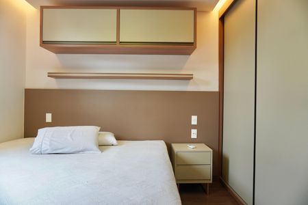 Apartamento para alugar com 250m², 3 quartos e 2 vagas Apartamento para alugar com 250m², 3 quartos e 2 vagasSuíte