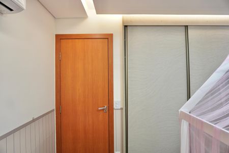 Apartamento para alugar com 250m², 3 quartos e 2 vagas Apartamento para alugar com 250m², 3 quartos e 2 vagasQuarto 1